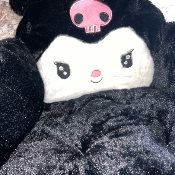 Kuromi plush seat cushion Sanrio Hello Kitty - Picture 2 of 5